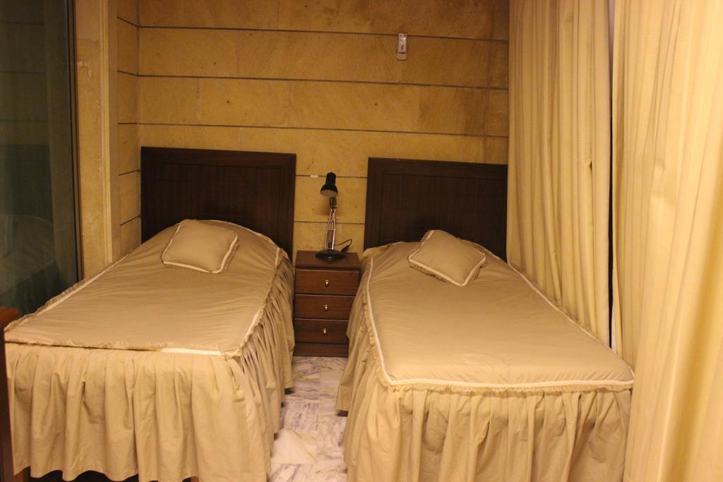 Viccini Suites Beirut Exteriör bild
