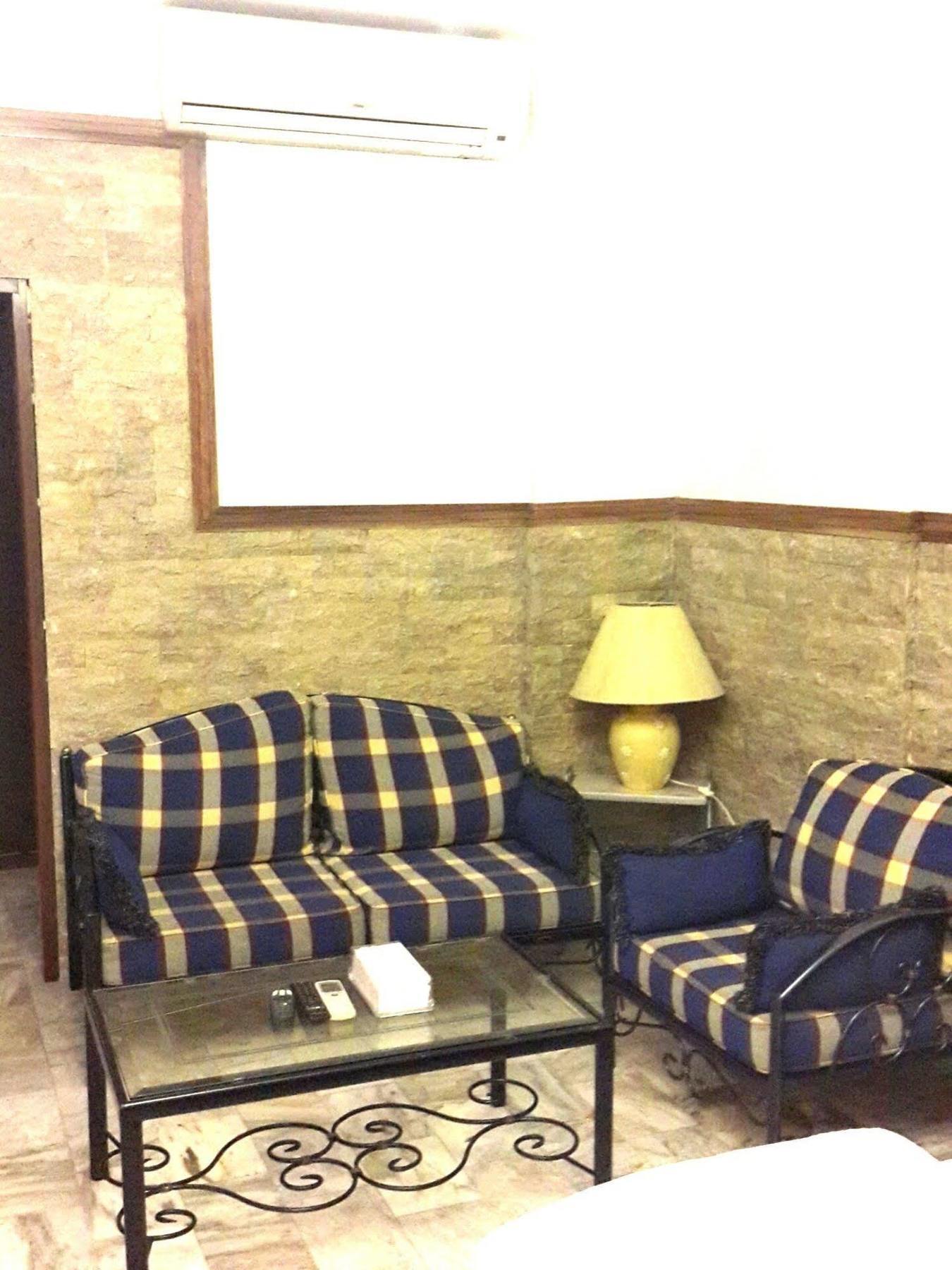 Viccini Suites Beirut Exteriör bild