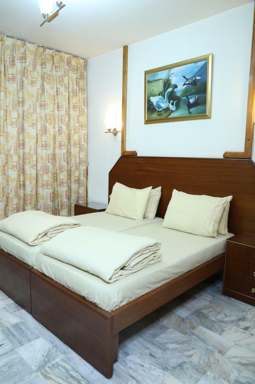 Viccini Suites Beirut Exteriör bild