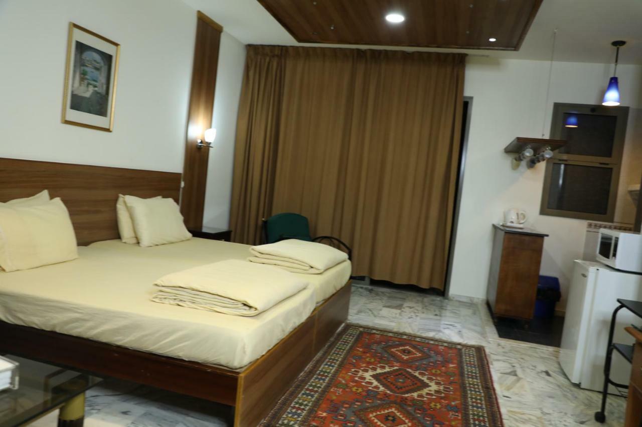 Viccini Suites Beirut Exteriör bild